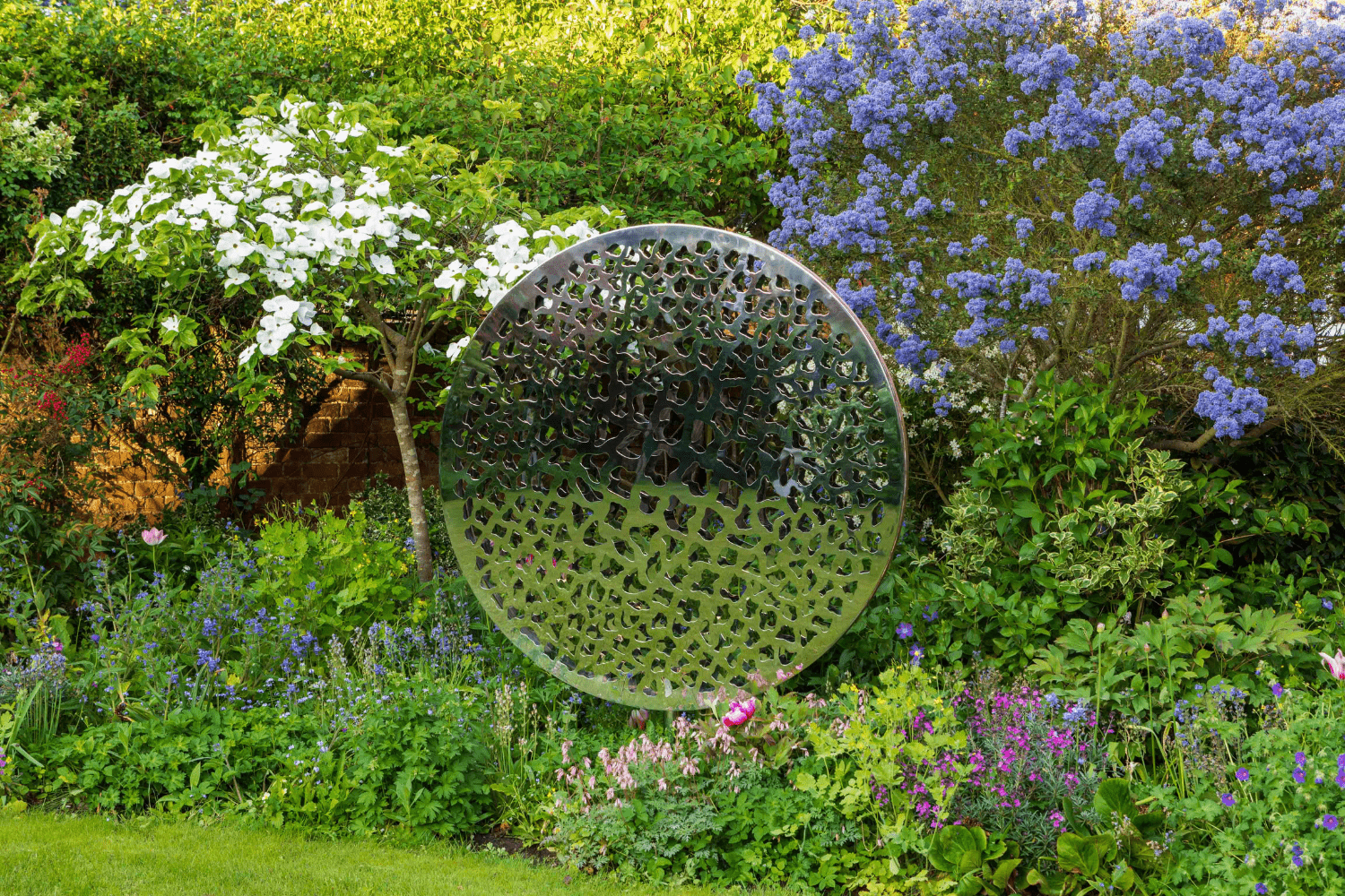 Socha Steele Breeze | David Harber | Flera Gallery